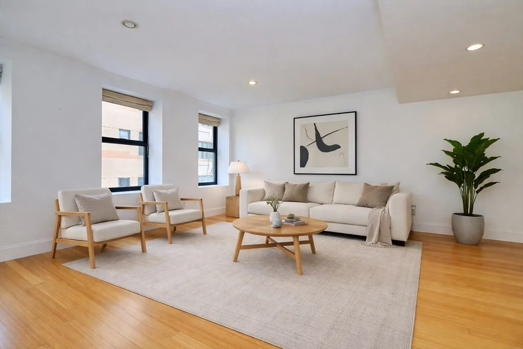 2 bed, 2 bath apartment for rent at 55 Temple Pl Unit 5, Midtown — photo 1 of 7