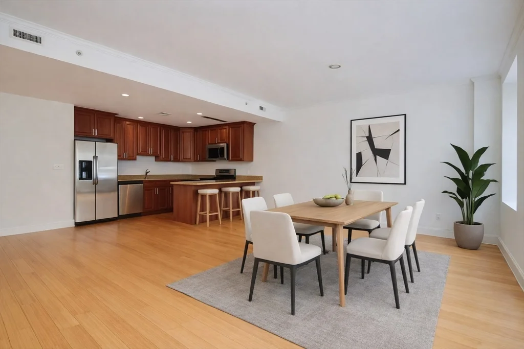 2 bed, 2 bath apartment for rent at 55 Temple Pl Unit 5, Midtown — photo 2 of 7