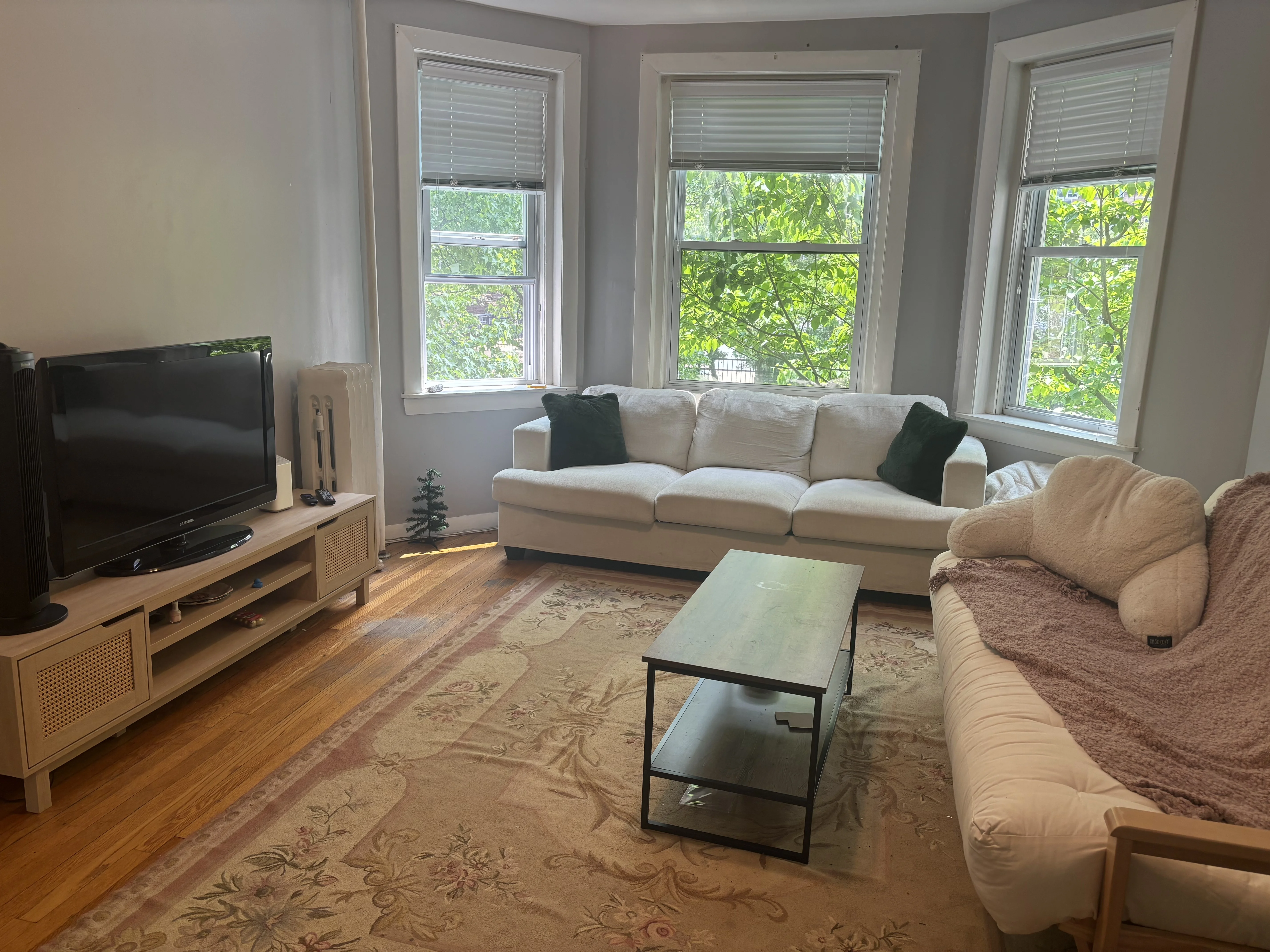 2 bed, 1 bath apartment for rent at 55 Thatcher St Unit 3, North Brookline — photo 5 of 5