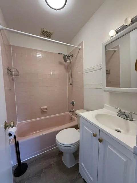 Studio bed, 1 bath apartment for rent at 55 Thatcher Unit 1A, Coolidge Corner — photo 8 of 9