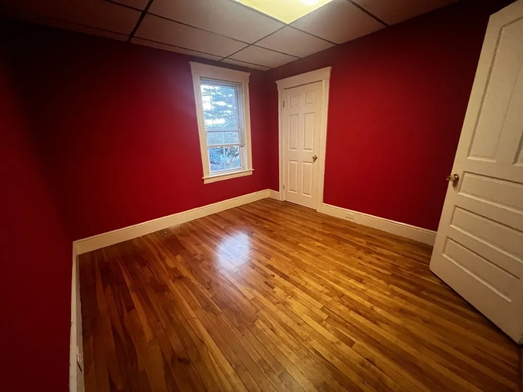 3 bed, 1 bath apartment for rent at 55 Vernon St Unit 2, Worcester — photo 9 of 10