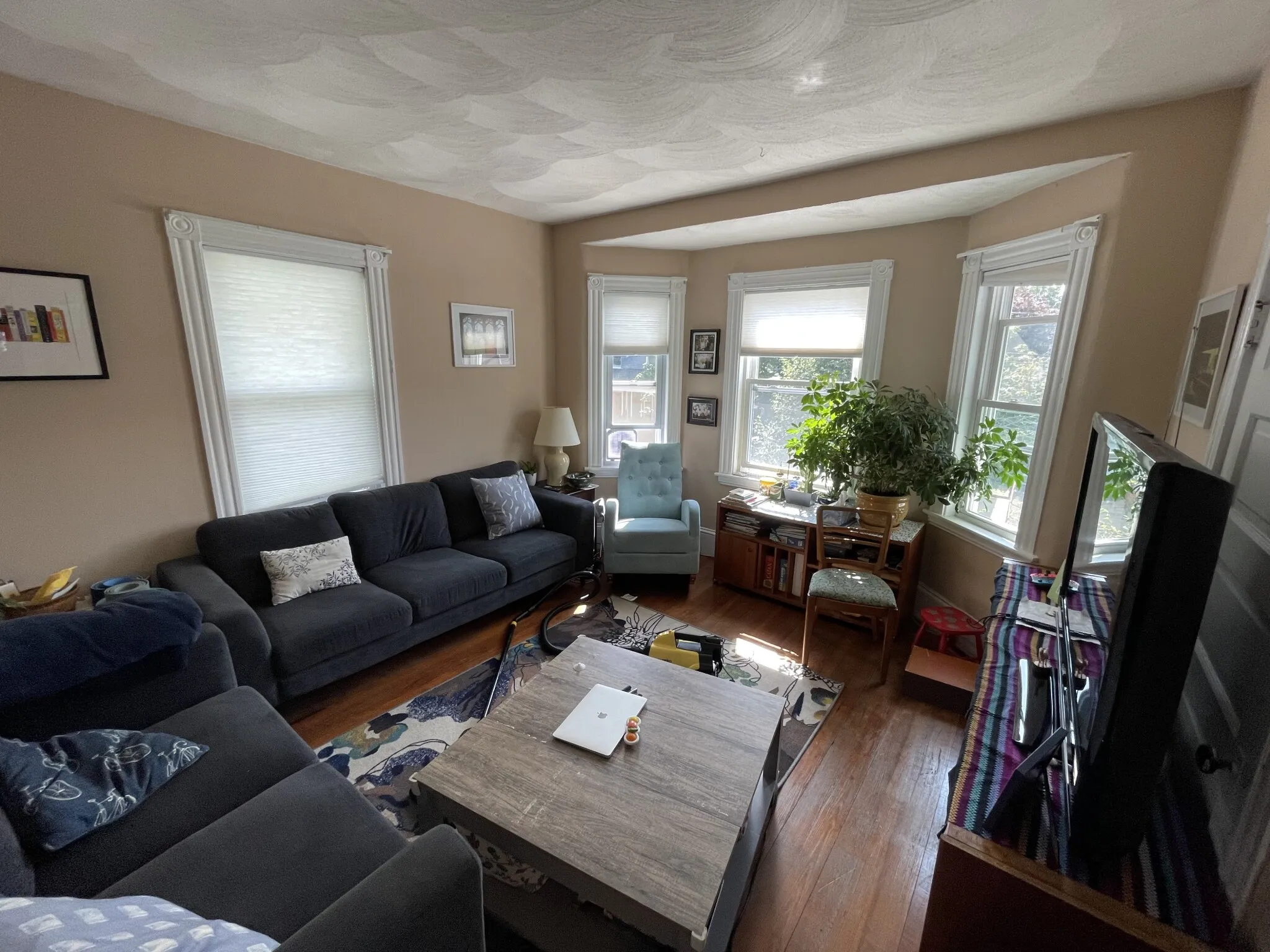 3 bed, 1 bath apartment for rent at 55 Victoria St Unit ., West Somerville — photo 2 of 18