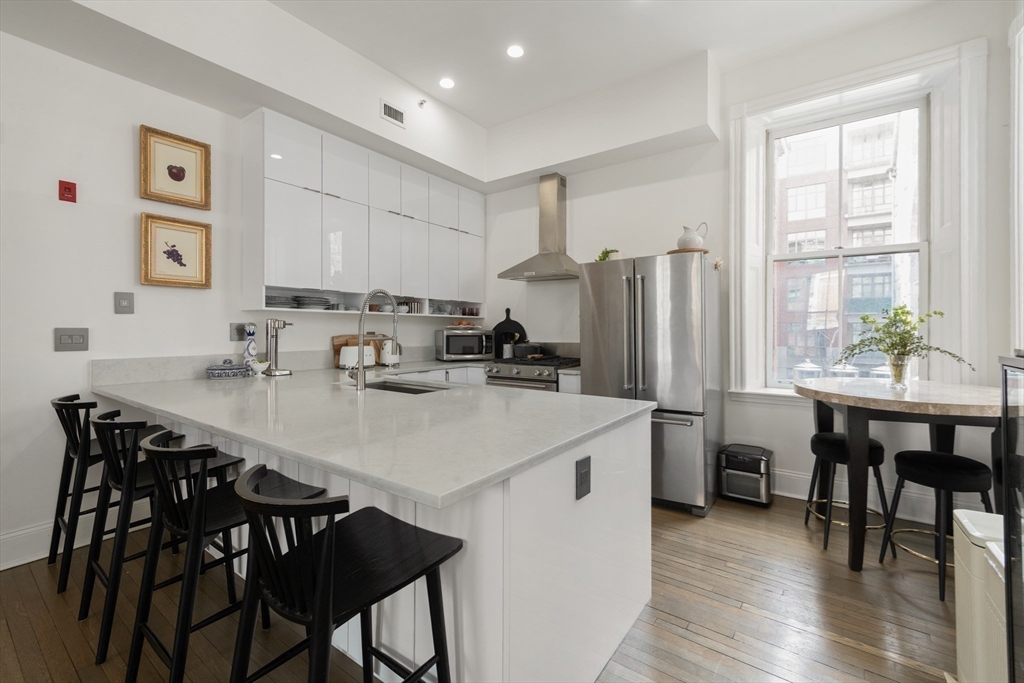 2 bed, 2 bath apartment for rent at 55 W Broadway Unit 3, South Boston — photo 5 of 18