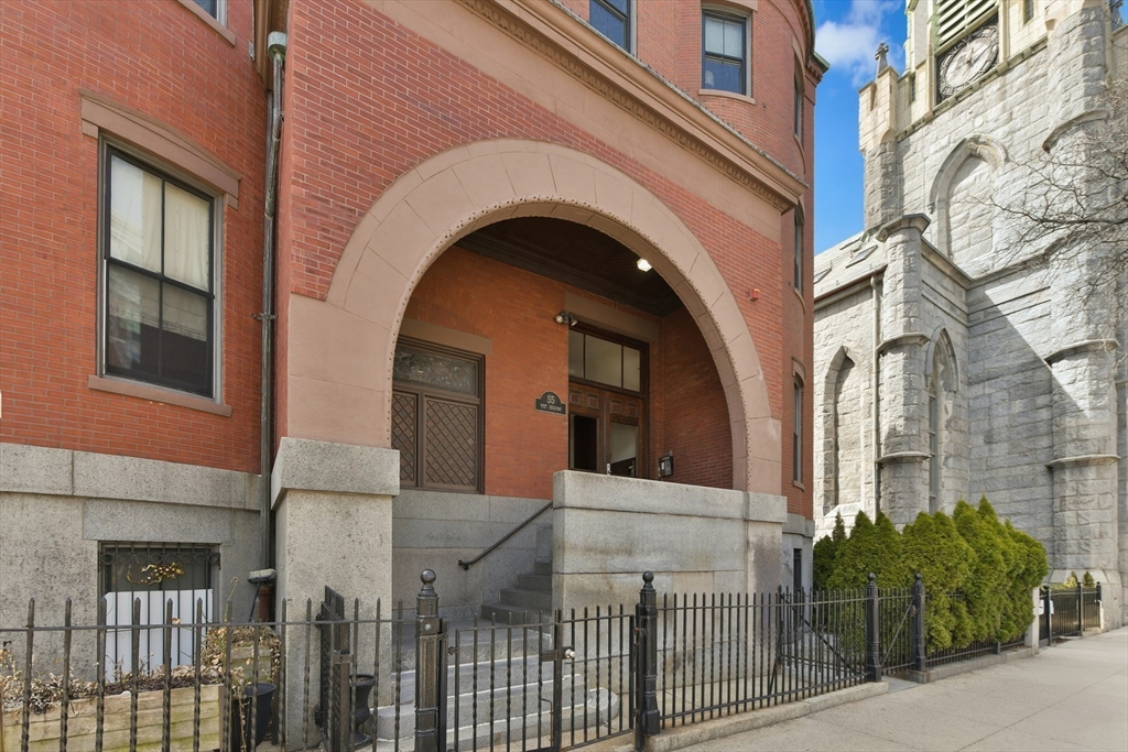 2 bed, 2 bath apartment for rent at 55 W Broadway Unit 3, South Boston — photo 16 of 18