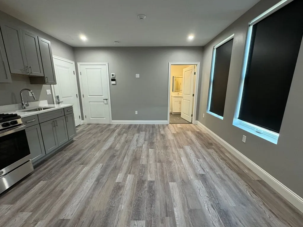 Studio bed, 1 bath apartment for rent at 55 Walnut Ave Unit 103, Revere — photo 5 of 7