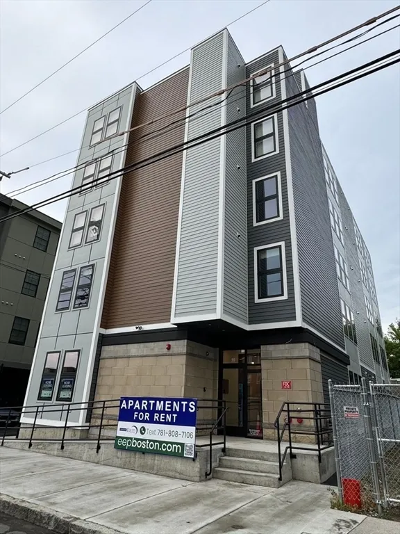 Studio bed, 1 bath apartment for rent at 55 Walnut Ave Unit 103, Revere