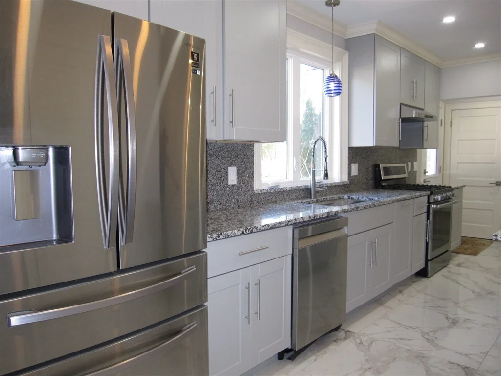 2 bed, 1 bath apartment for rent at 55 Warren Rd Unit 55, Framingham — photo 4 of 19