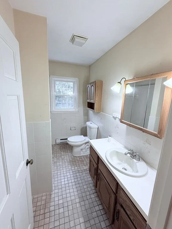 3 bed, 1 bath apartment for rent at 55 Warren St Unit 1, Taunton — photo 12 of 17