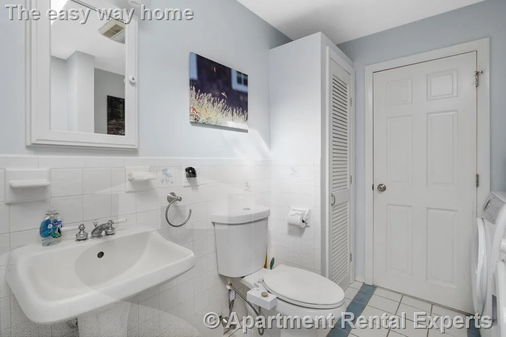 3 bed, 1 bath apartment for rent at 55 Waterhouse St, Teele Square — photo 14 of 30