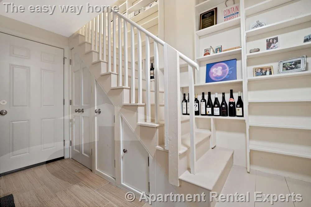 3 bed, 1 bath apartment for rent at 55 Waterhouse St, Teele Square — photo 19 of 30