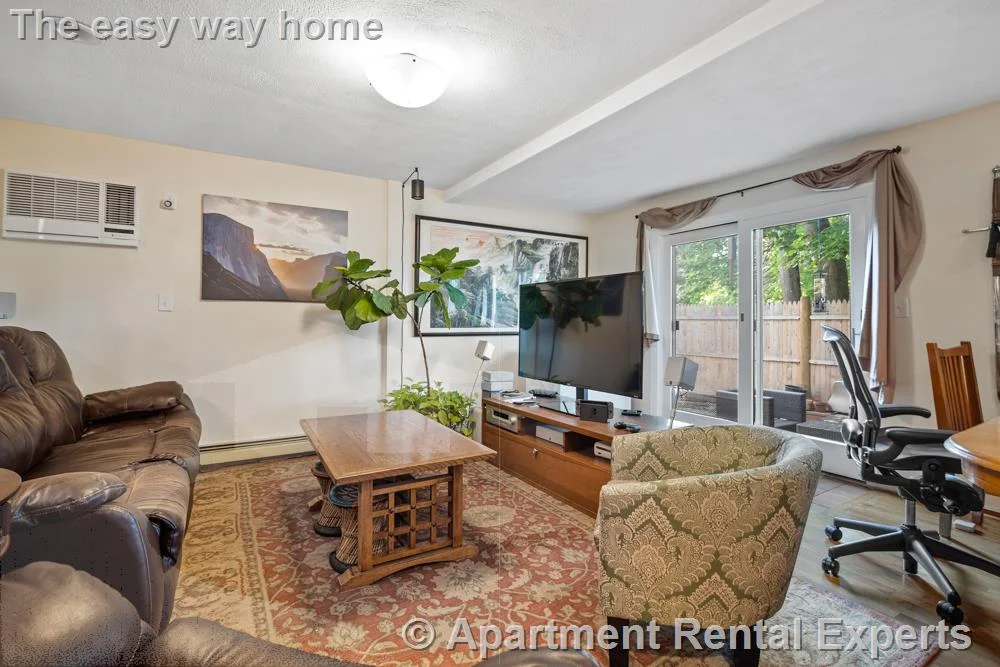 3 bed, 1 bath apartment for rent at 55 Waterhouse St, Teele Square — photo 21 of 30