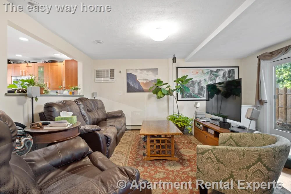 3 bed, 1 bath apartment for rent at 55 Waterhouse St, Teele Square — photo 20 of 30