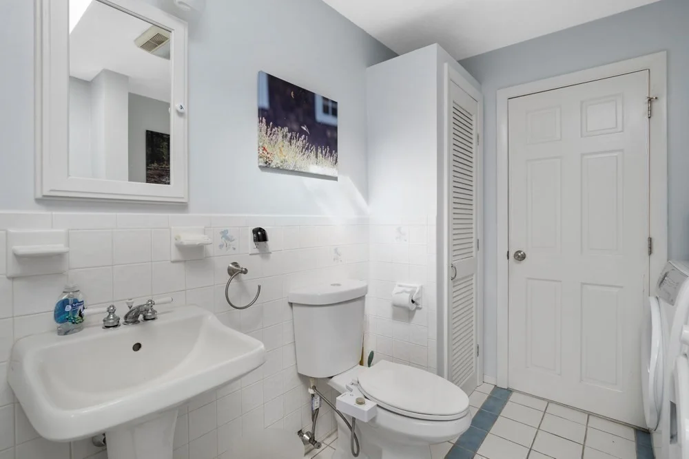 3 bed, 1 bath apartment for rent at 55 Waterhouse St Unit 55, Teele Square — photo 19 of 24