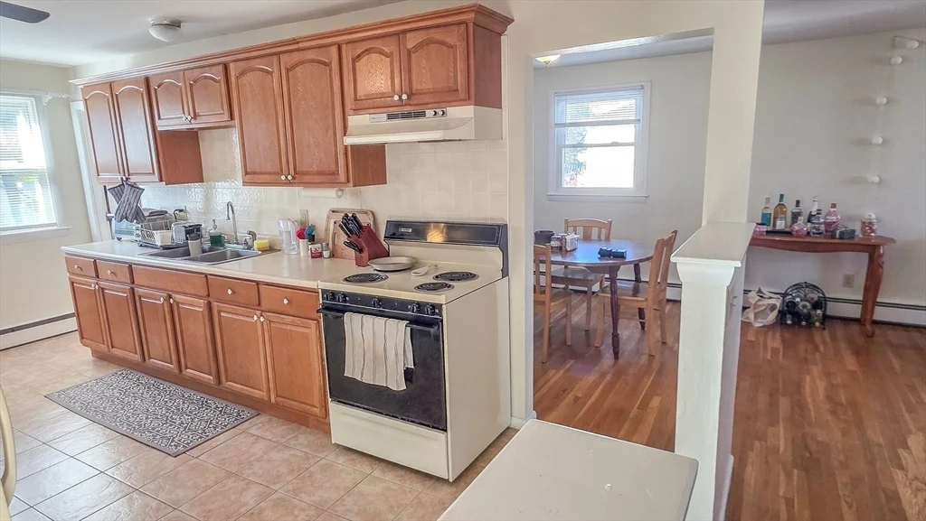 2 bed, 1 bath apartment for rent at 55 Wedgewood Rd Unit 2, Tatnuck — photo 5 of 26