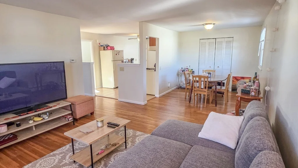 2 bed, 1 bath apartment for rent at 55 Wedgewood Rd Unit 2, Tatnuck — photo 9 of 26