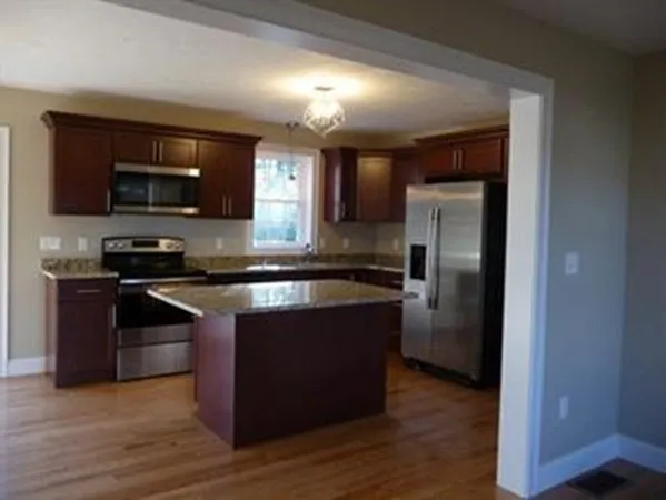 3 bed, 2 bath apartment for rent at 55 Wenham Rd, Carver — photo 3 of 42