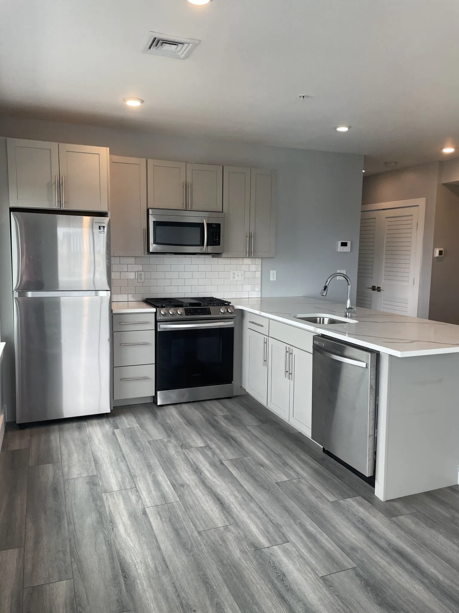2 bed, 2 bath apartment for rent at 55 West Fifth St Unit 501, South Boston — photo 2 of 10