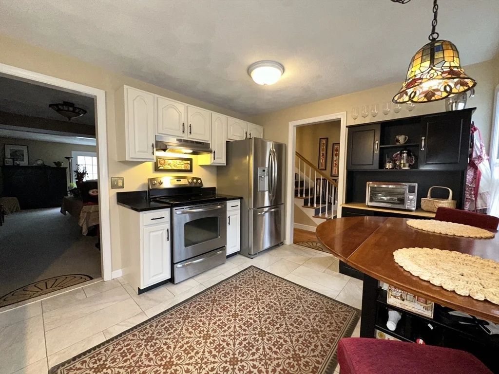 2 bed, 1 bath apartment for rent at 55 West St Unit 7, Medfield — photo 3 of 19