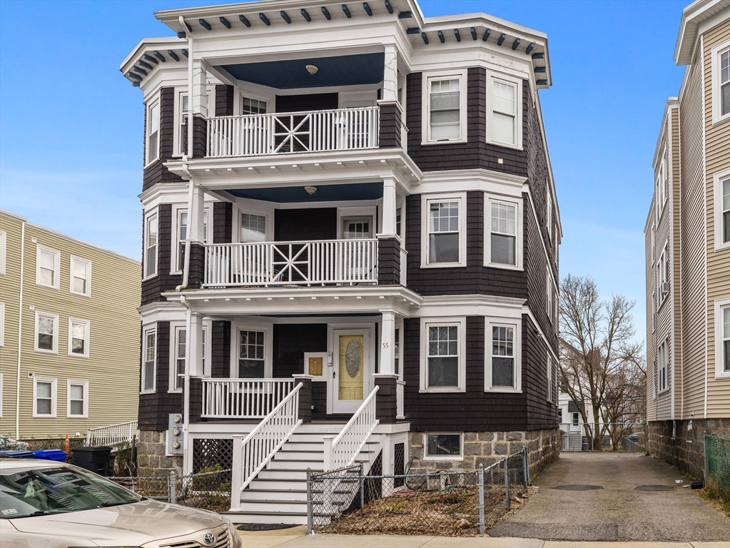 3 bed, 2 bath apartment for rent at 55 Whitten St Unit 1, Dorchester — photo 15 of 18