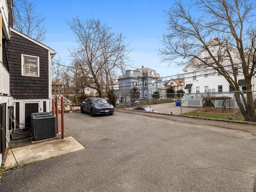 3 bed, 2 bath apartment for rent at 55 Whitten St Unit 1, Dorchester — photo 17 of 18