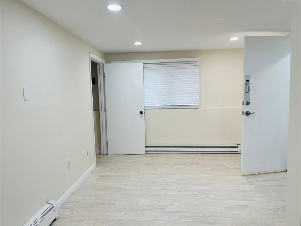 1 bed, 1 bath apartment for rent at 55 Woodlawn Ave Unit 2, Chelsea — photo 6 of 15