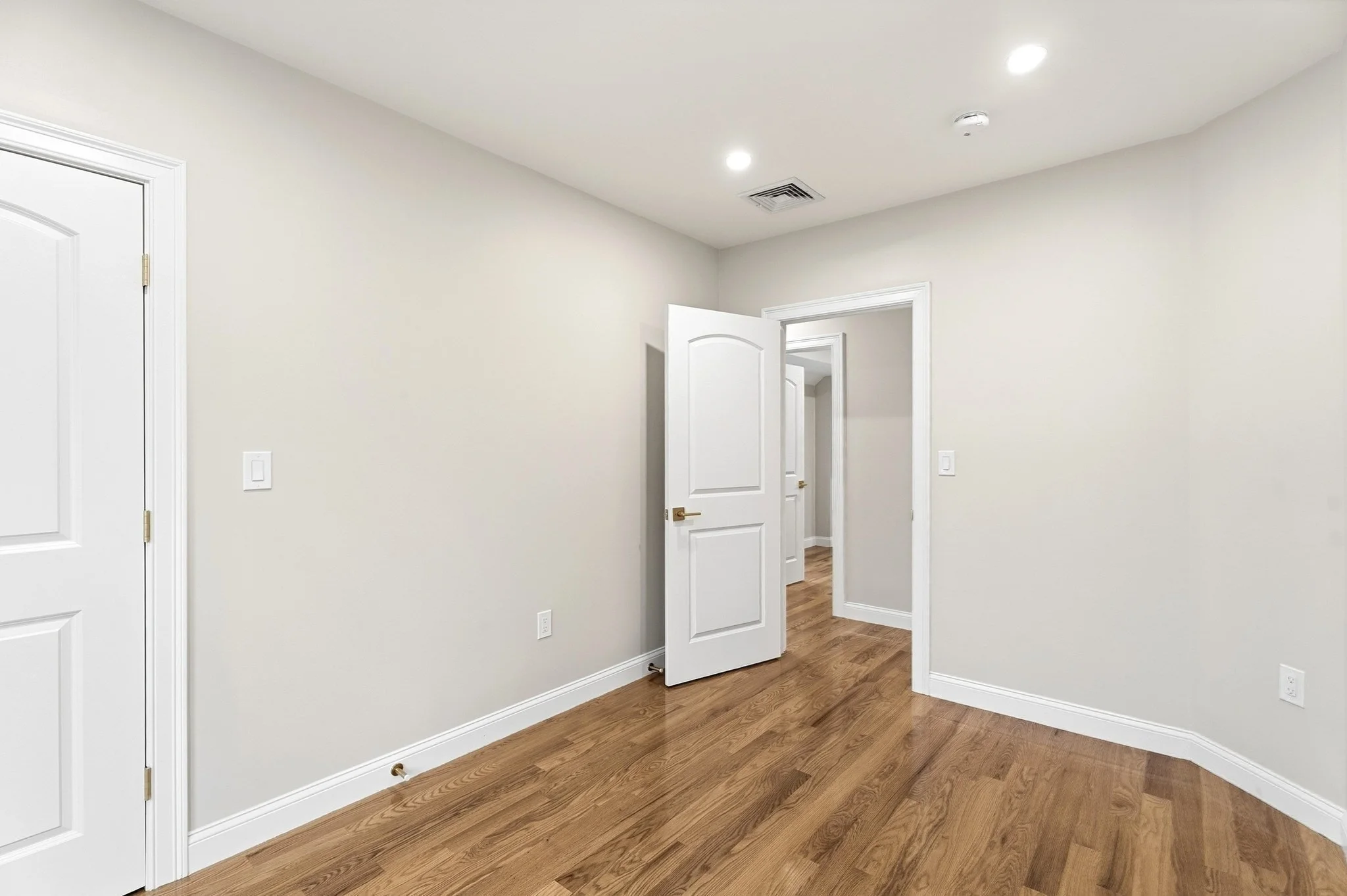 3 bed, 2 bath apartment for rent at 55 Wyoming, Malden — photo 11 of 29