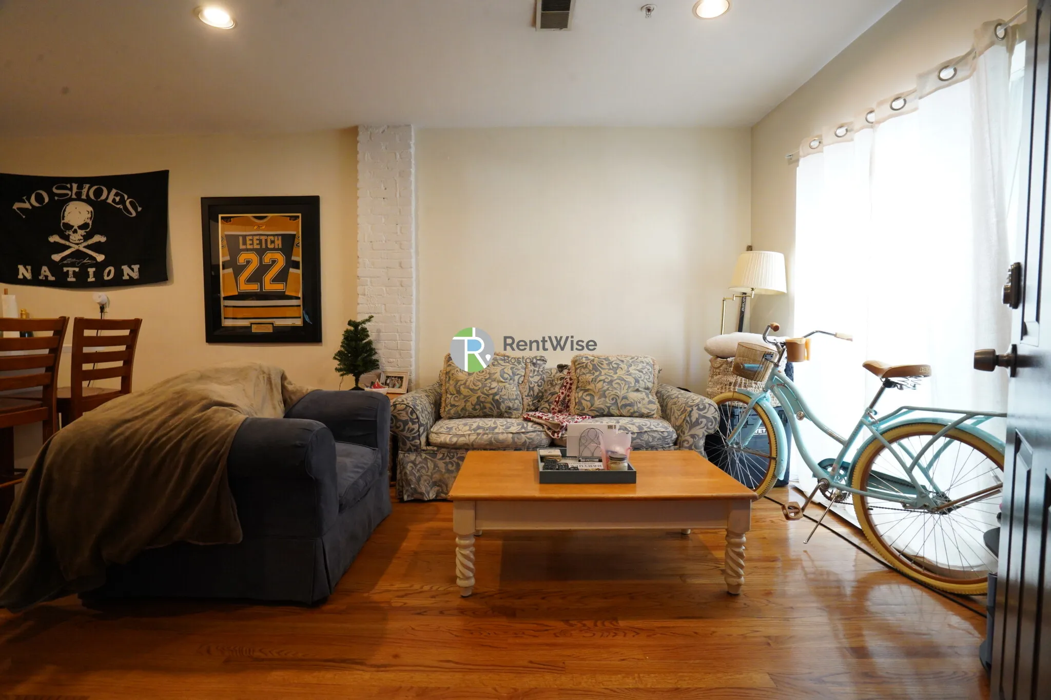2 bed, 1 bath apartment for rent at 550 3rd St Unit 1, South Boston — photo 1 of 25