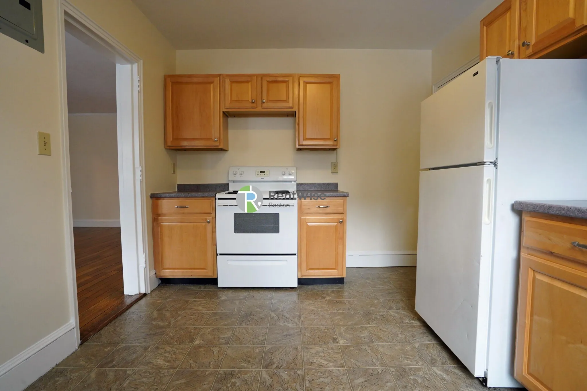 Studio bed, 1 bath apartment for rent at 550 Belmont St Unit 27, Watertown — photo 8 of 12