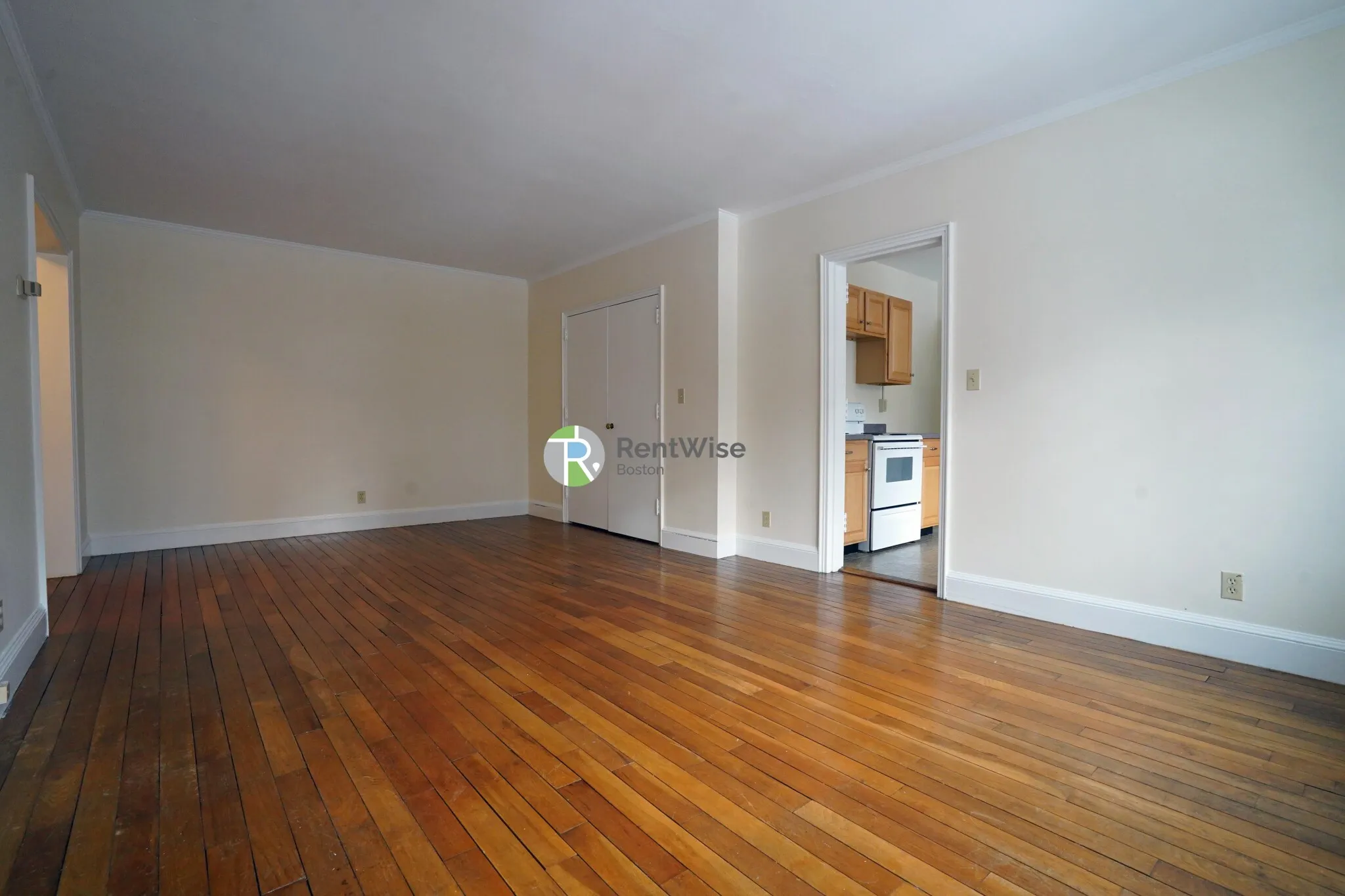 Studio bed, 1 bath apartment for rent at 550 Belmont St Unit 27, Watertown — photo 5 of 12