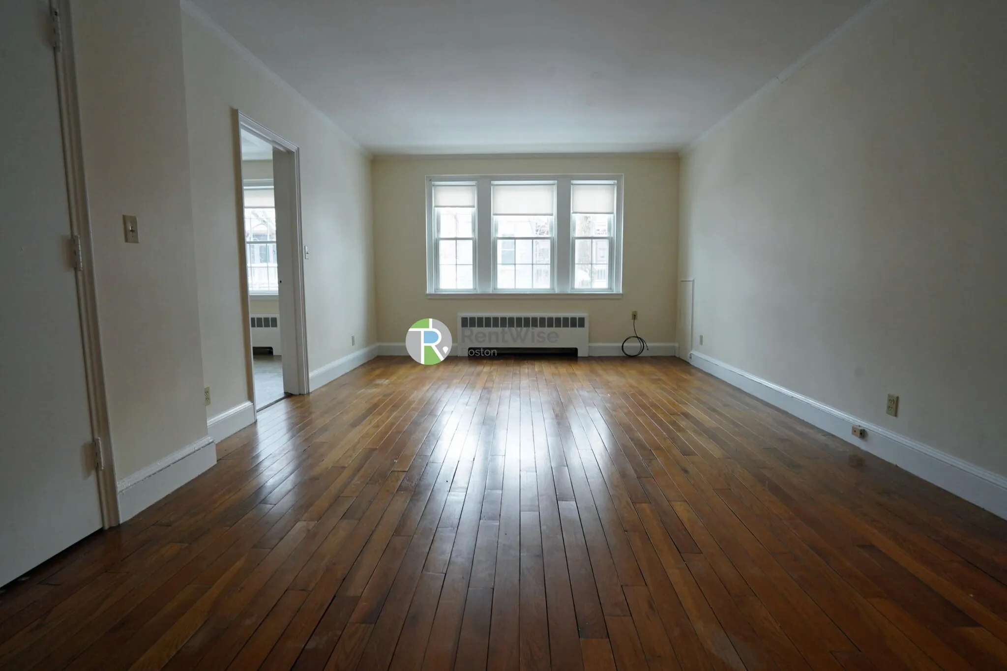 Studio bed, 1 bath apartment for rent at 550 Belmont St Unit 27, Watertown — photo 2 of 12