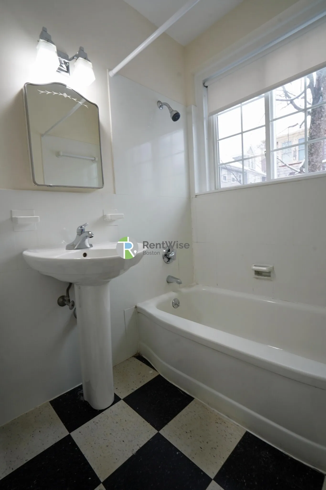 Studio bed, 1 bath apartment for rent at 550 Belmont St Unit 27, Watertown — photo 9 of 12