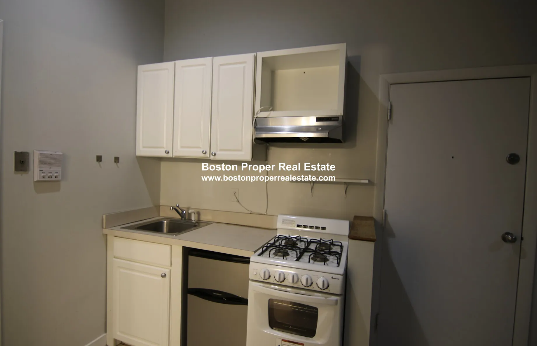 Studio bed, 1 bath apartment for rent at 550 Columbus Ave Unit 1, South End — photo 4 of 5