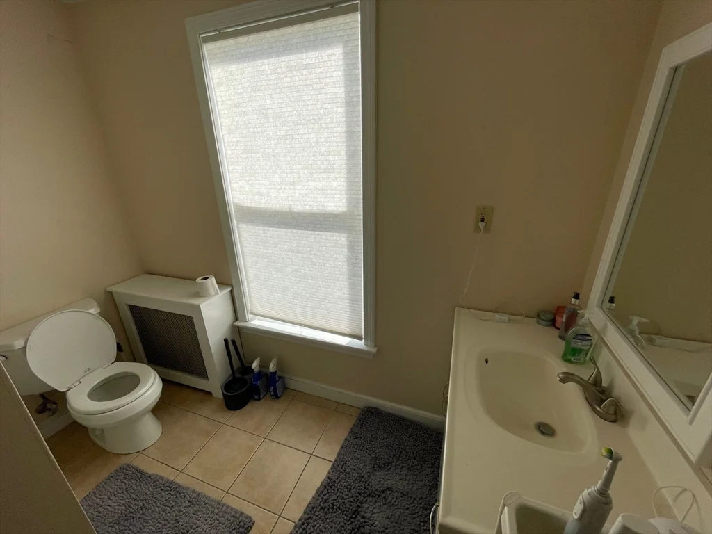2 bed, 1 bath apartment for rent at 550 Main St Unit 2, Woburn — photo 11 of 14