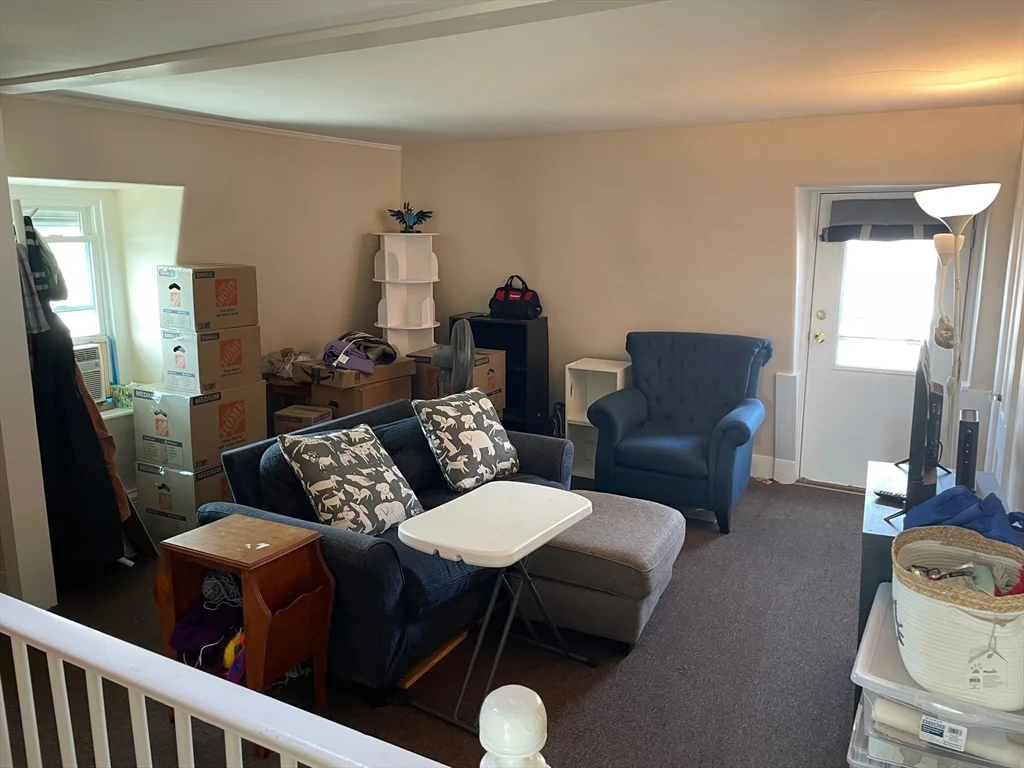 1 bed, 1 bath apartment for rent at 550 Main St Unit 3, Woburn — photo 3 of 15