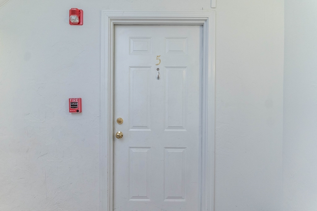 1 bed, 1 bath apartment for rent at 550 Main Street, Unit 5, Malden — photo 6 of 21