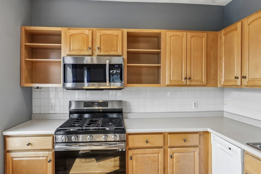 1 bed, 1 bath apartment for rent at 550 Main Unit 5, Malden — photo 11 of 24