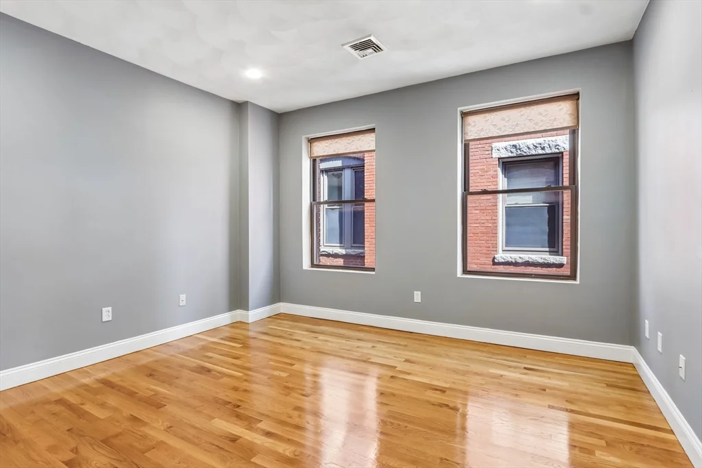 1 bed, 1 bath apartment for rent at 550 Main Unit 5, Malden — photo 14 of 24
