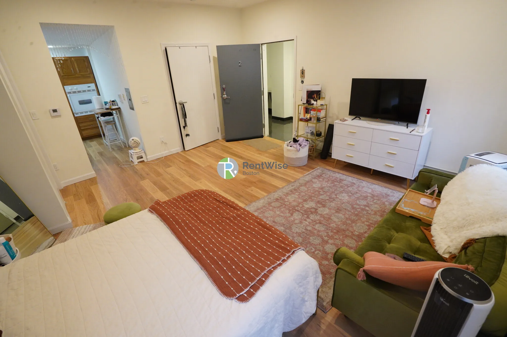 Studio bed, 1 bath apartment for rent at 550 Massachusetts Ave Unit 2, South End — photo 9 of 14