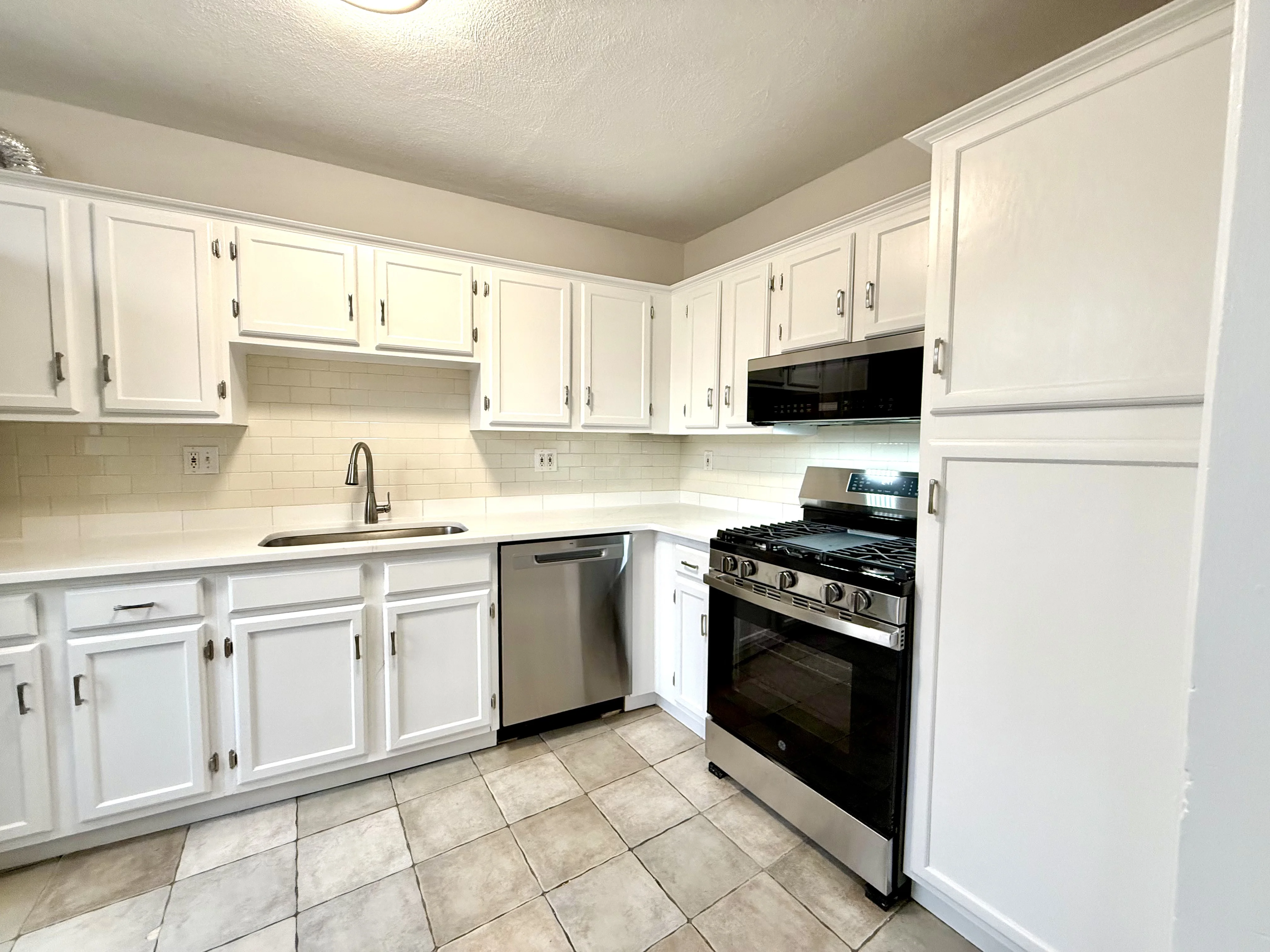 1 bed, 1 bath apartment for rent at 550 Tremont St Unit 4A, South End — photo 6 of 15