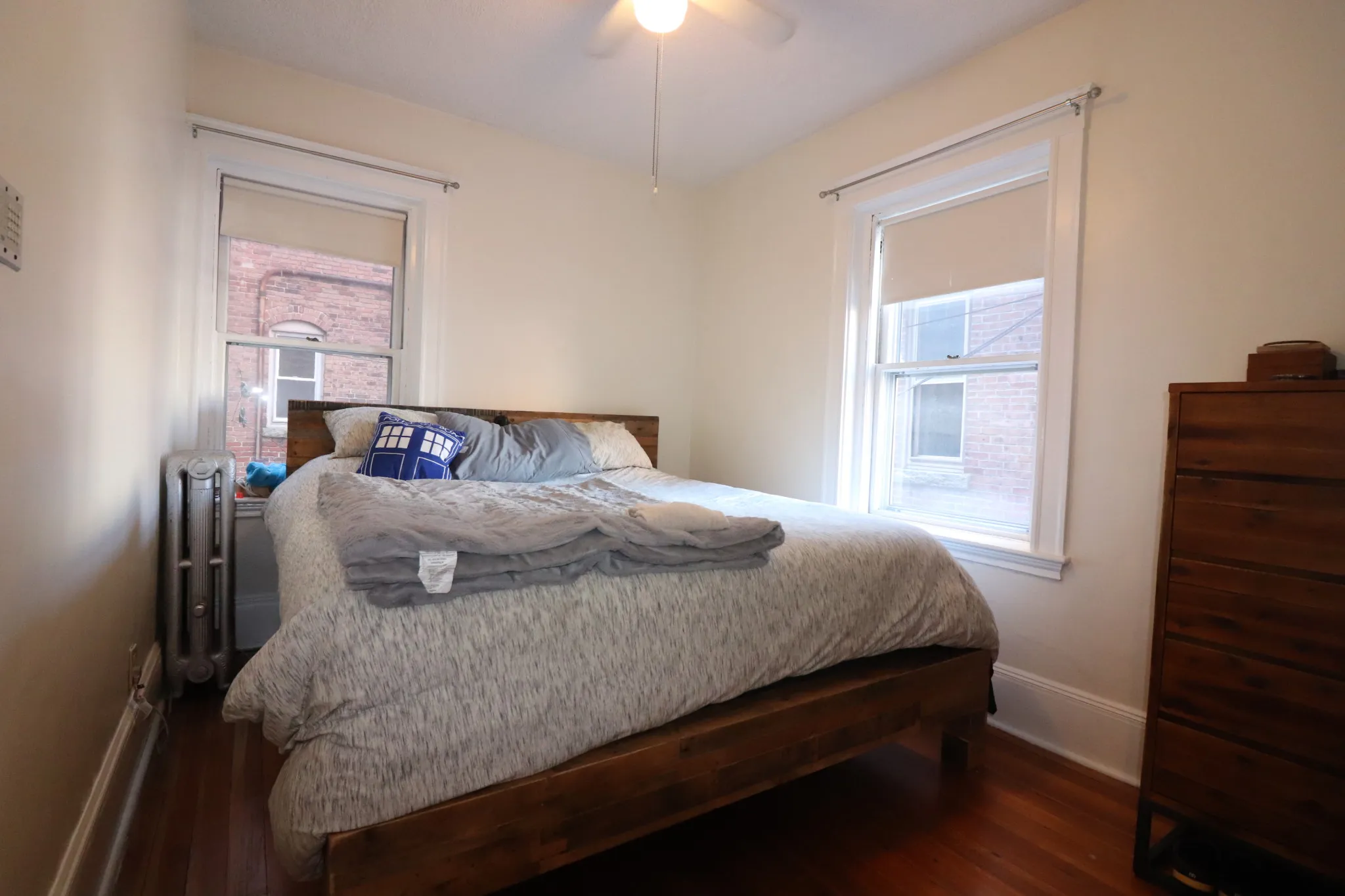 2.5 bed, 1 bath apartment for rent at 551 Brookline Ave Unit 1, Riverway Island — photo 5 of 11