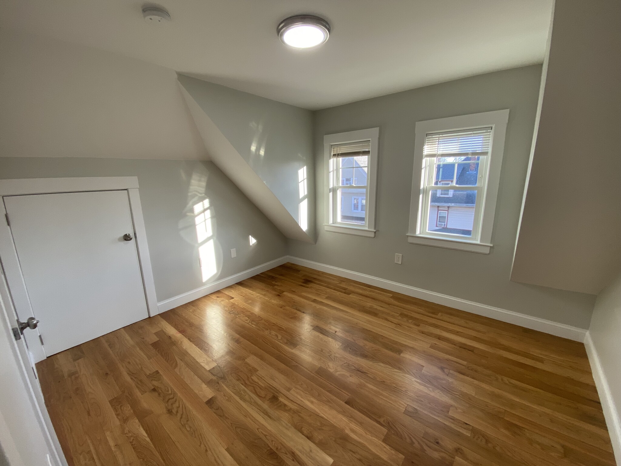 3 bed, 2 bath apartment for rent at 551 Park St Unit 2, Dorchester — photo 20 of 28