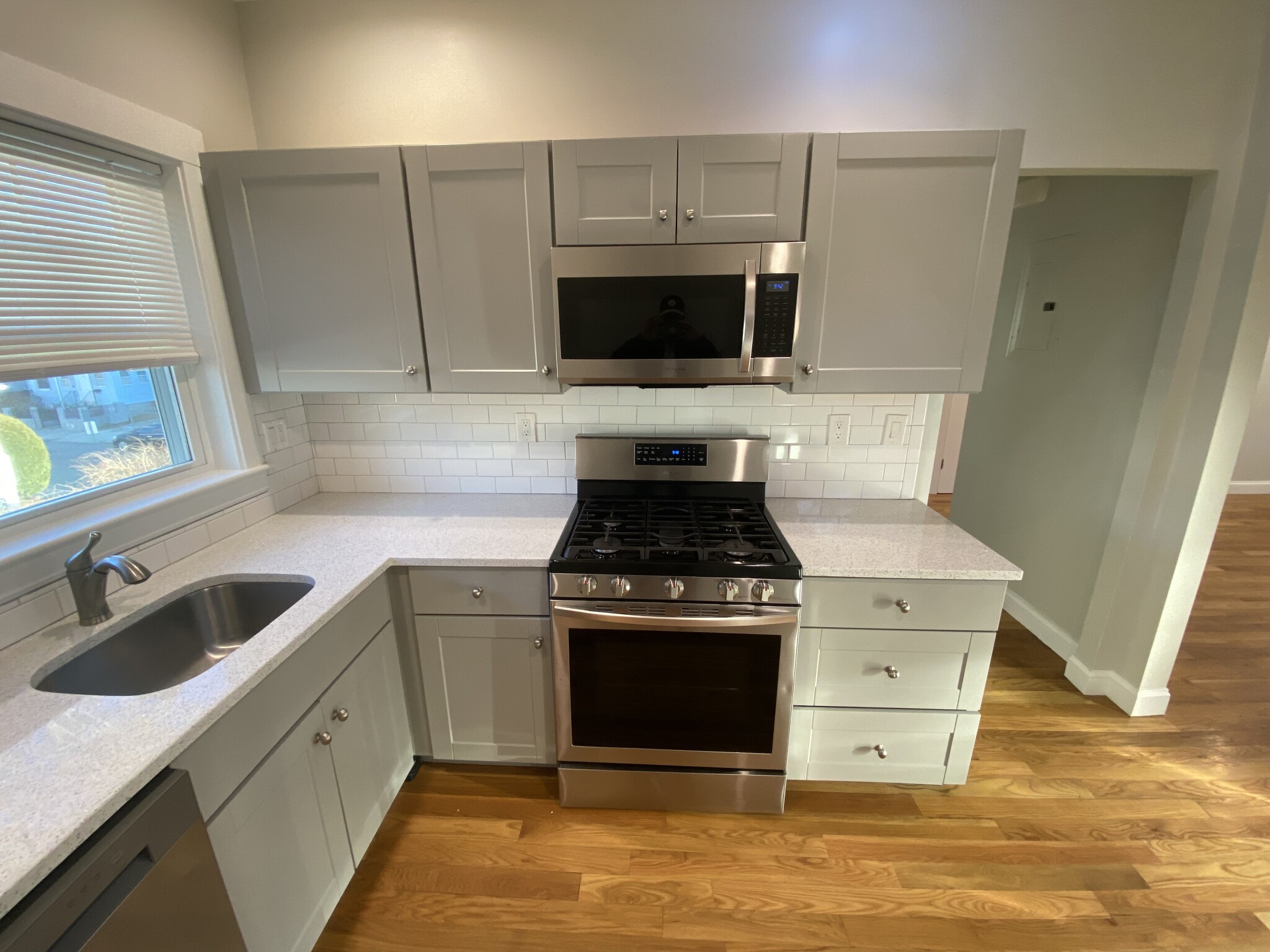 3 bed, 2 bath apartment for rent at 551 Park St Unit 2, Dorchester — photo 6 of 28