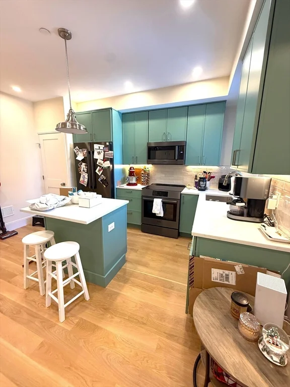 1 bed, 1 bath apartment for rent at 552 East 5th Unit 2, South Boston
