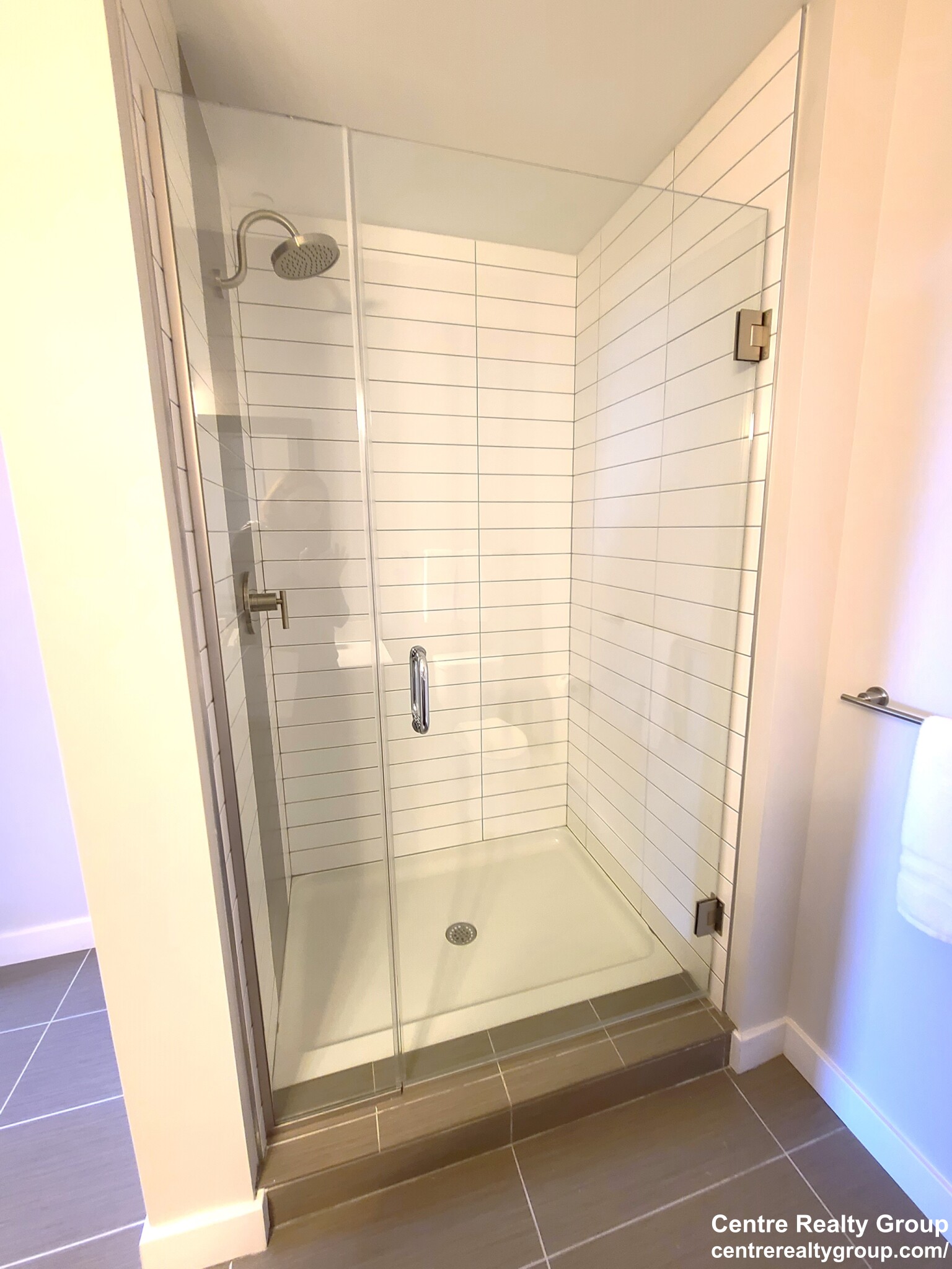 1 bed, 1 bath apartment for rent at 552 Victory Rd, Marina Bay — photo 5 of 10