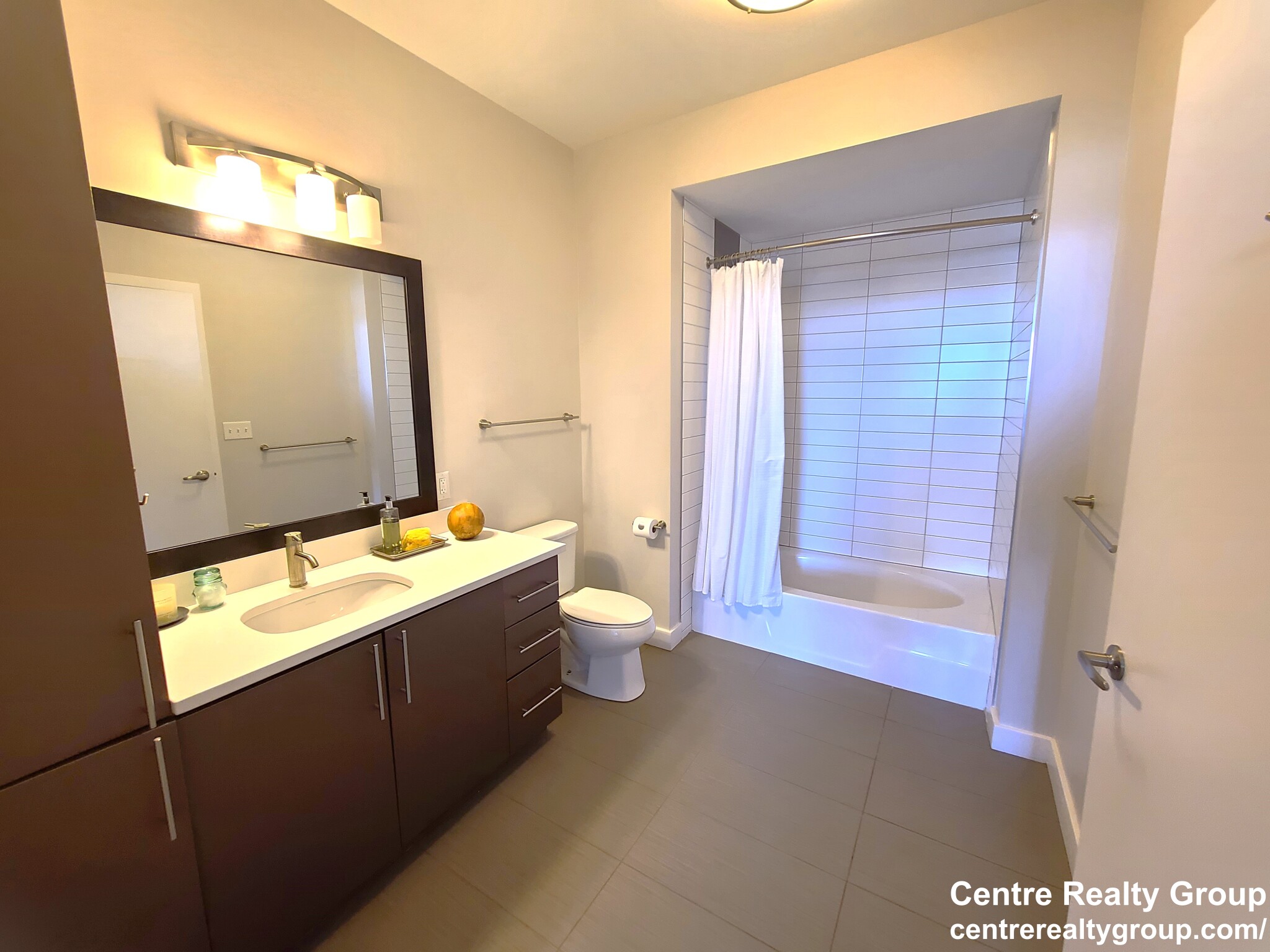 1 bed, 1 bath apartment for rent at 552 Victory Rd, Marina Bay — photo 4 of 10