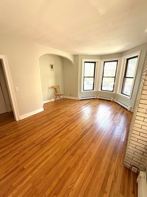 3 bed, 2 bath apartment for rent at 553 East 6th Unit 1, South Boston — photo 1 of 7