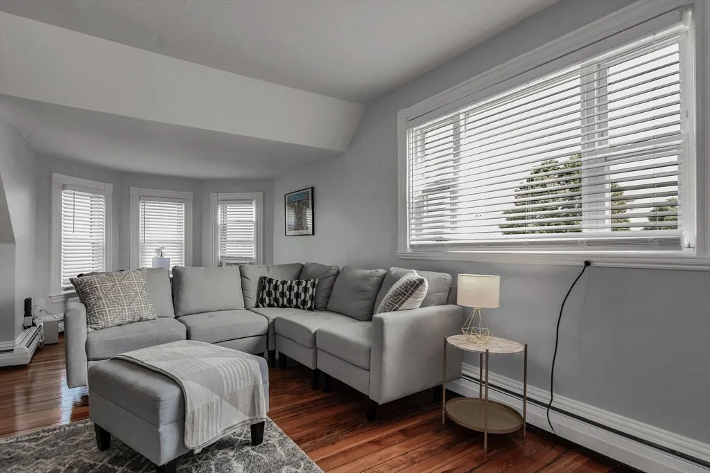 2 bed, 1 bath apartment for rent at 553 Main St Unit 3, Medford — photo 15 of 19