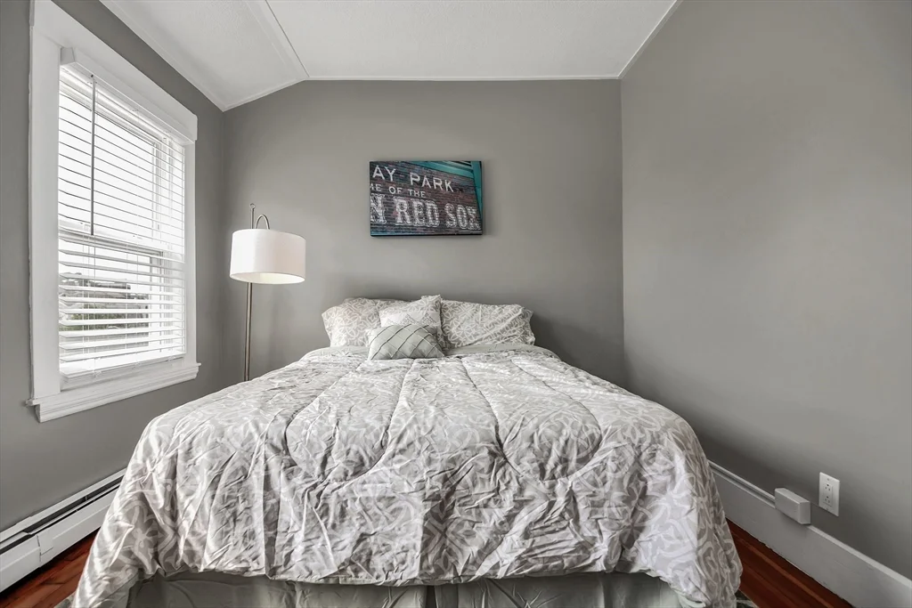 2 bed, 1 bath apartment for rent at 553 Main St Unit 3, Medford — photo 10 of 19