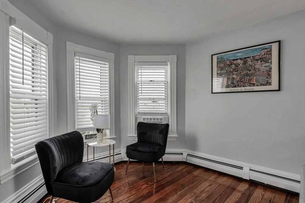 2 bed, 1 bath apartment for rent at 553 Main St Unit 3, Medford — photo 6 of 19