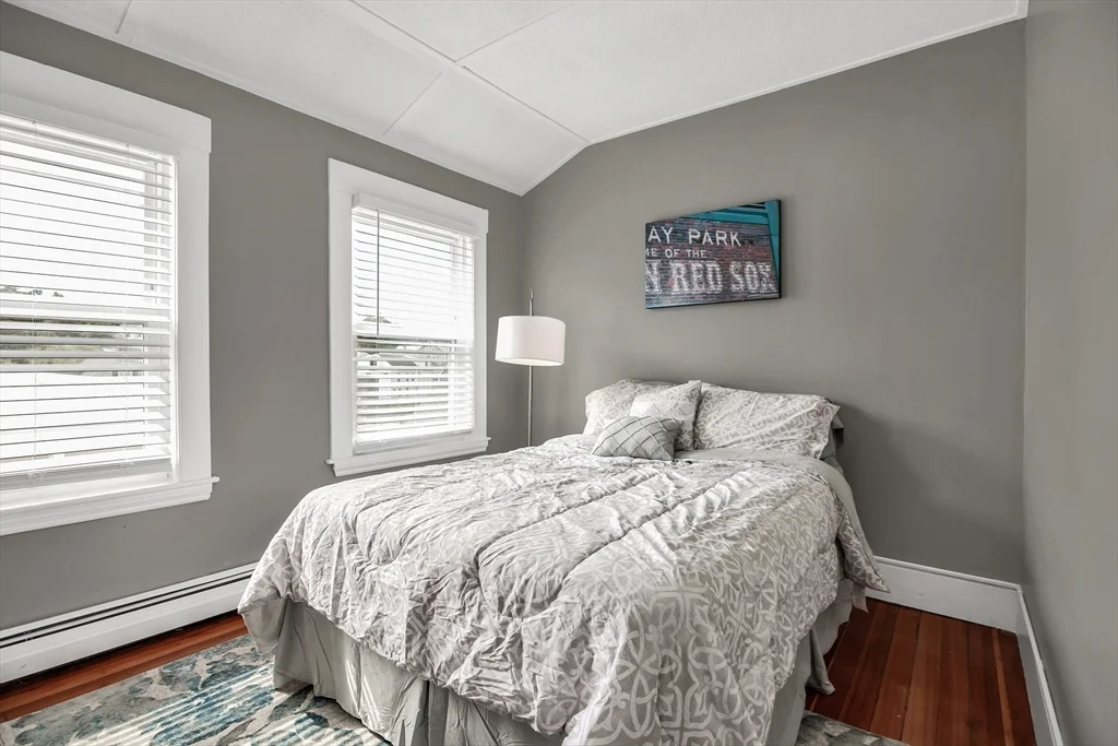 2 bed, 1 bath apartment for rent at 553 Main St Unit 3, Medford — photo 9 of 19